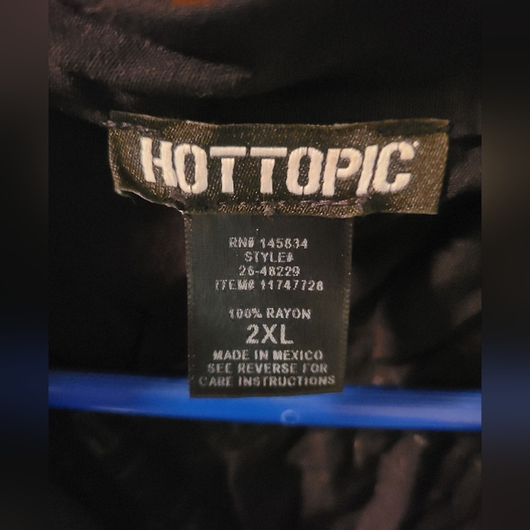 Hot Topic Skull/goth vest top, 2XL - Picture 3 of 3